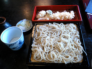 今回は天ぷらをつけてみました〜(何)