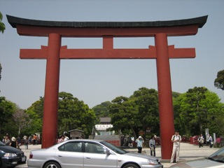 神域と俗界を隔てる結界であり云々(何)