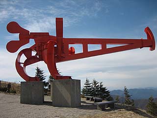 「スズメヲウツノニタイホーヲモチダス」???(^^;;;