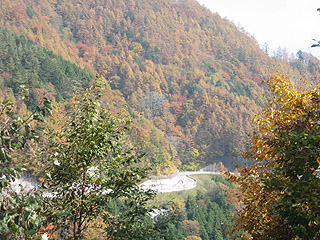 このあたりはまだ道がイイところでして