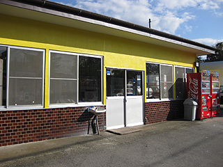 コレまたガイドブックに載ってるワケがない場所(ぇ