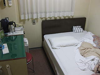 氷水を置いといてくれたのはウレシイ