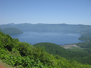 コチラ洞爺湖になります(何)