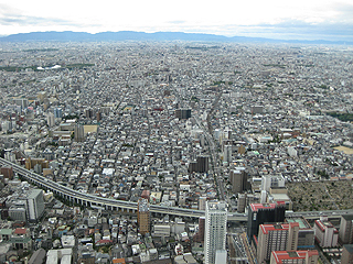 南:さすがに仁徳陵古墳は見えないか(^^;
