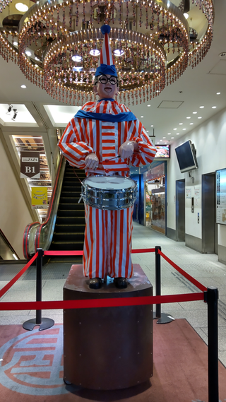 と言いつつくいだおれビルには入ったコトなかったり(ぇ